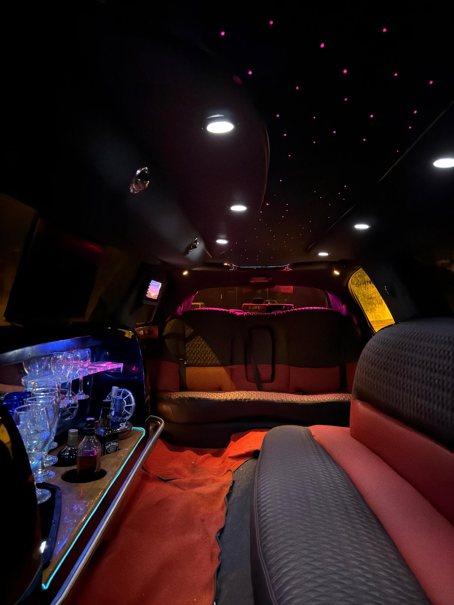 Limosina Titanium Party